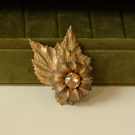 Miriam Haskell Single Flower Brooch 1950s
