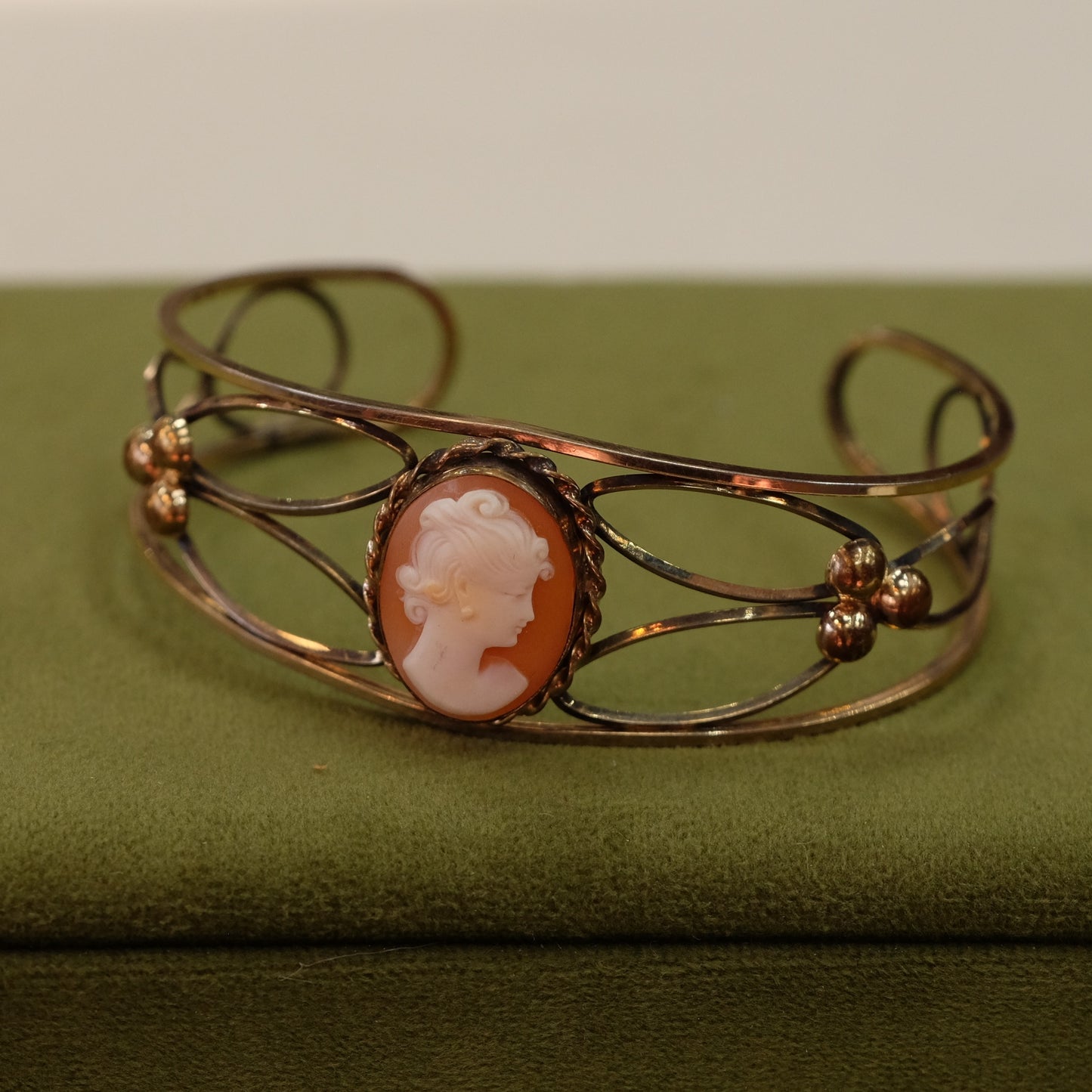 Carl Art Gold Filled Bracelet with cameo