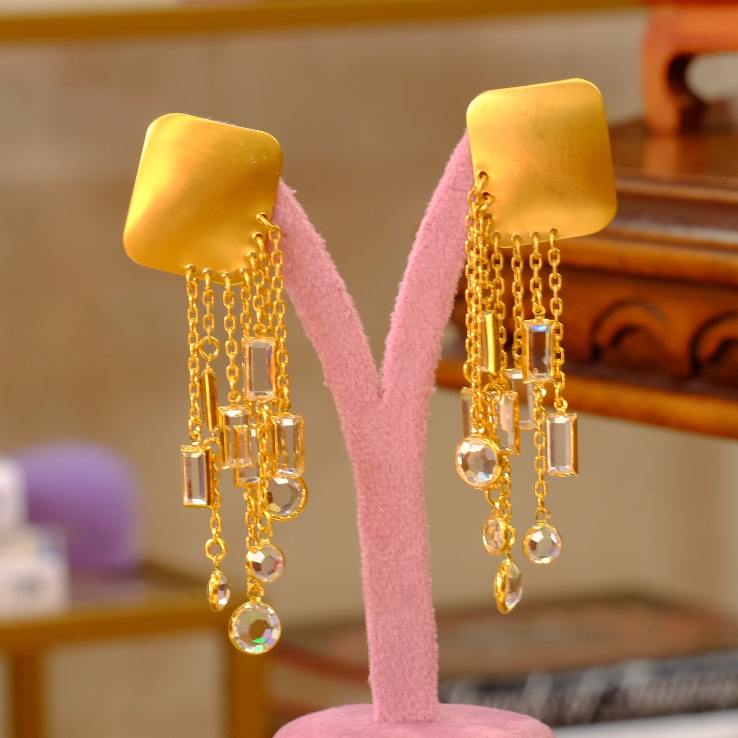 Vintage Gold tone glass dangle earrings