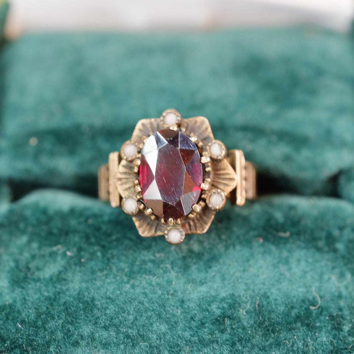 10K Victorian Garnet Seed Pearl Ring