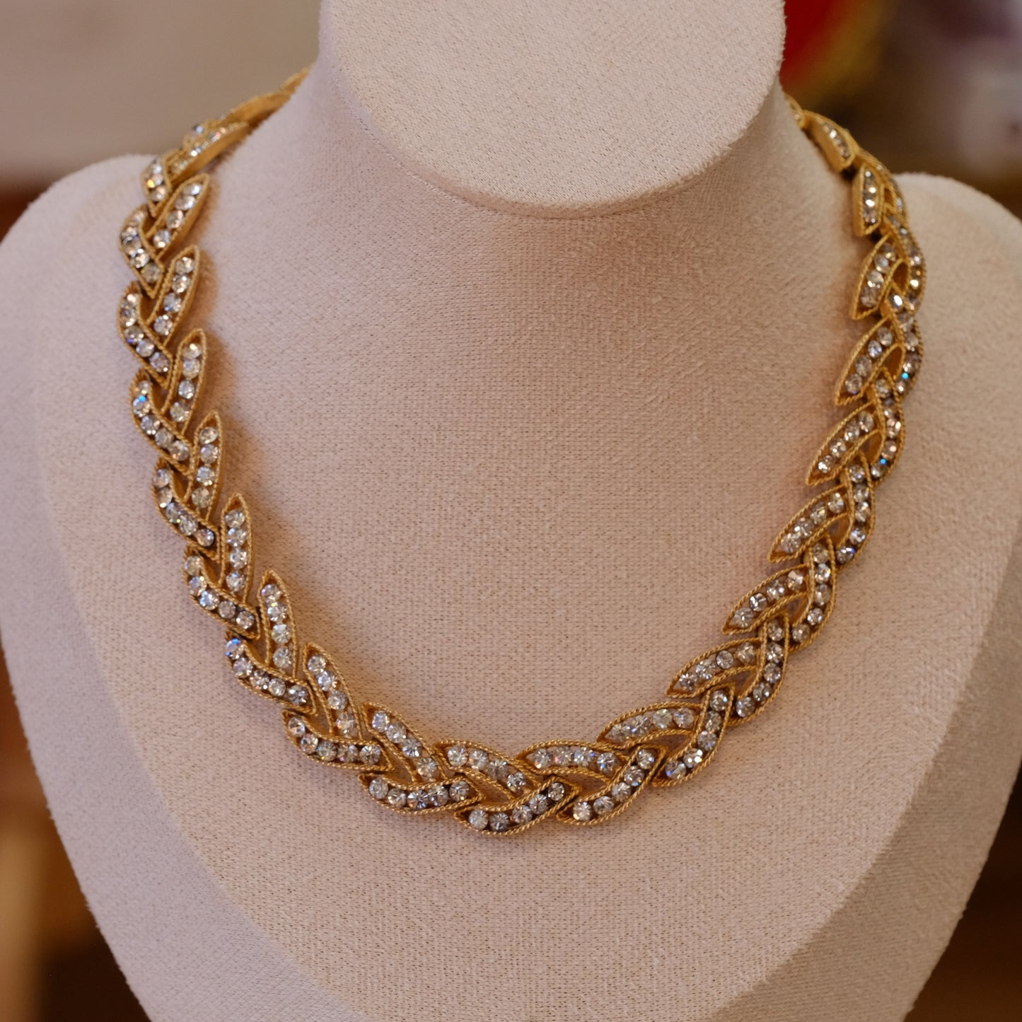 Trifari Leaf Gold Tone Rhinestone necklace 1960s