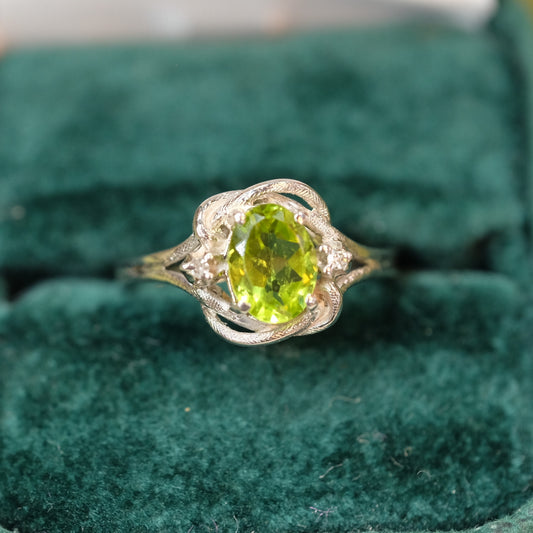14K White Gold Peridot Diamond Ring