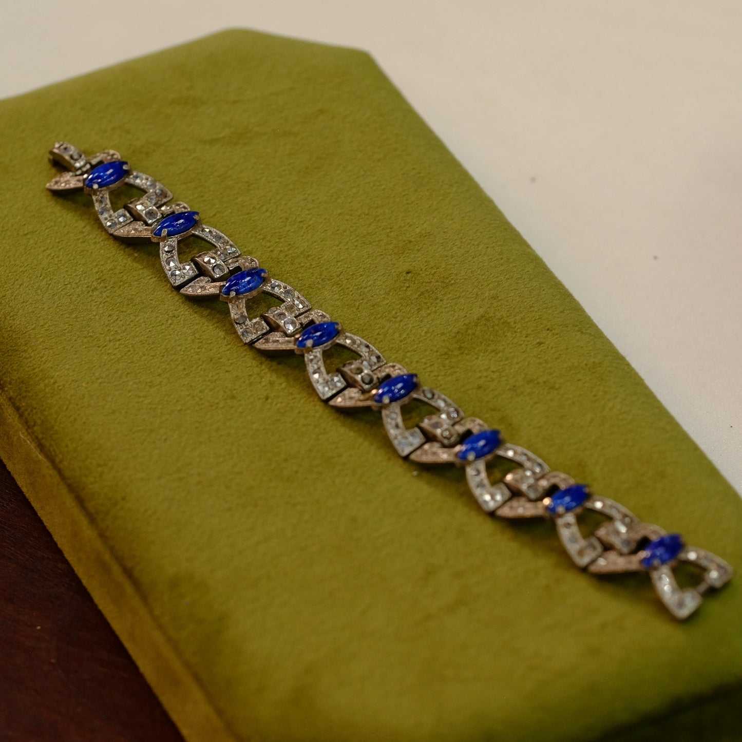 Art Deco link bracelet with marcasites and navy cabs