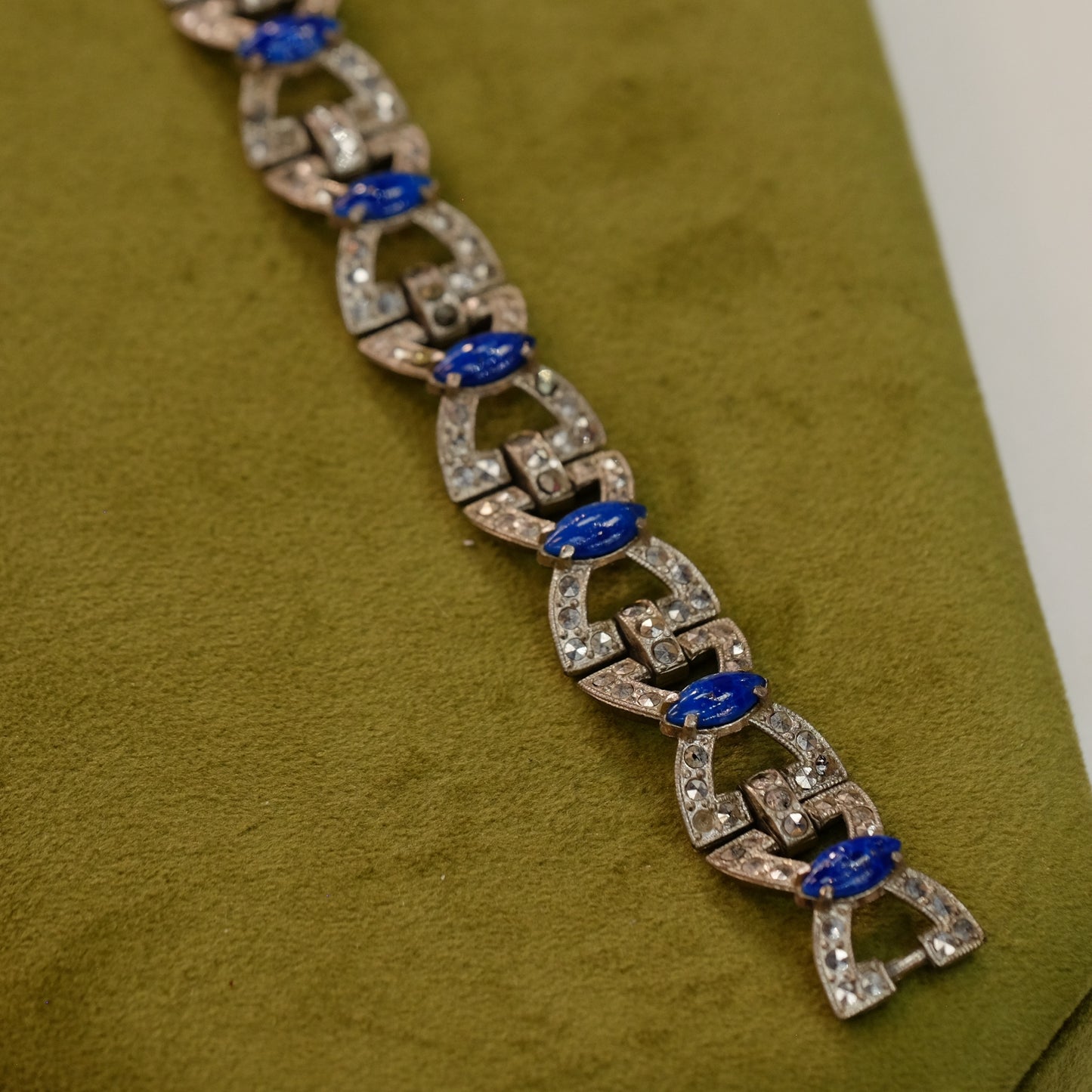Art Deco link bracelet with marcasites and navy cabs