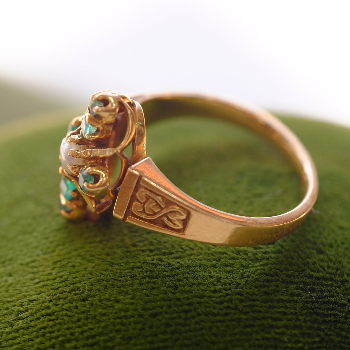 18K Gold Victorian Pearl Emerald Ring