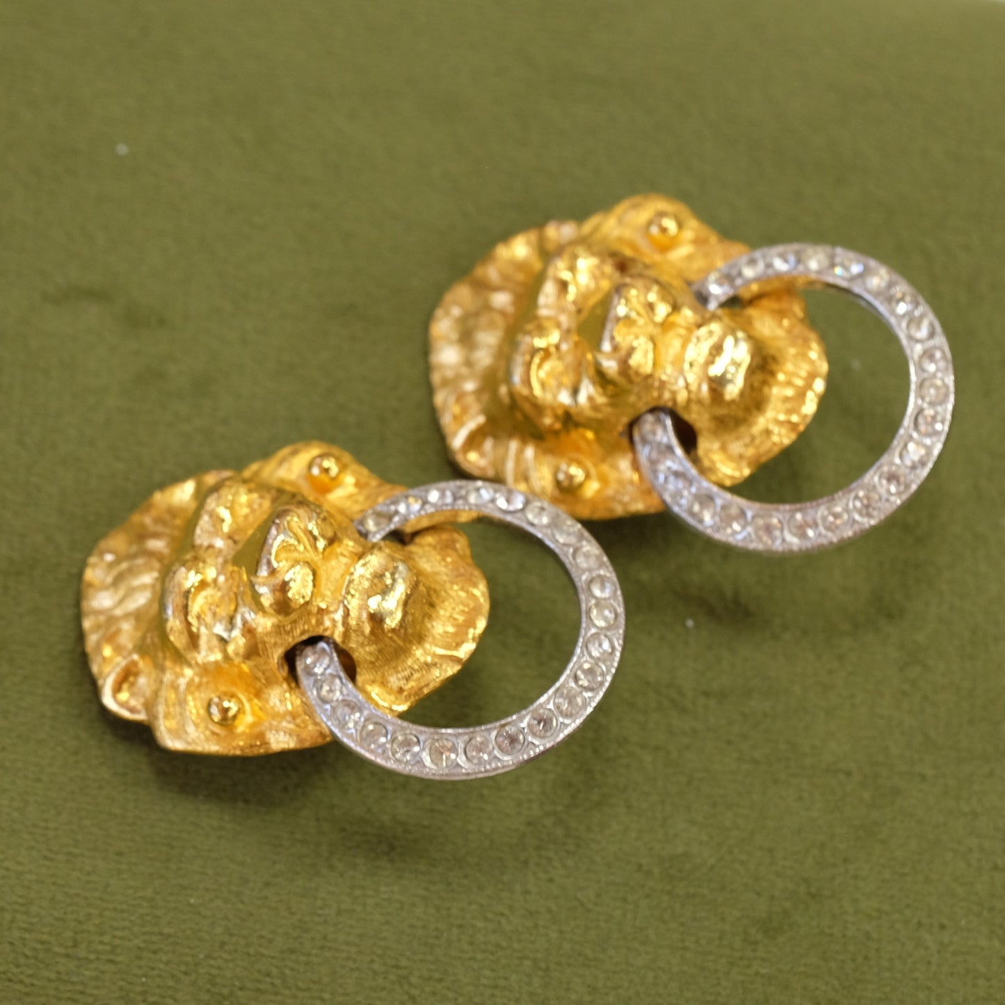 Kenneth Lane Lion with clear Rhinestones Clip on Earrings 1980s
