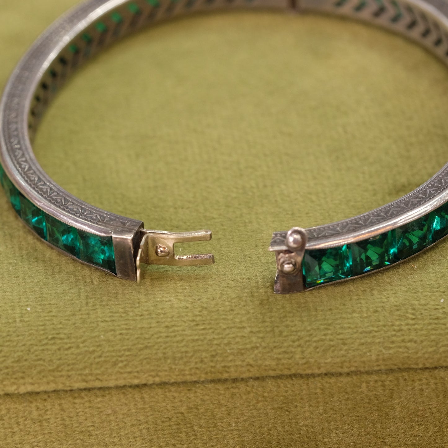 Art Deco Sterling Silver Green Paste Bracelet
