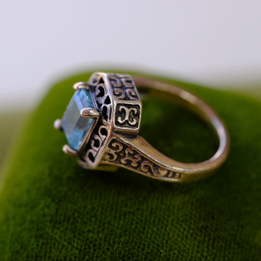 Vintage Silver Topaz Ring