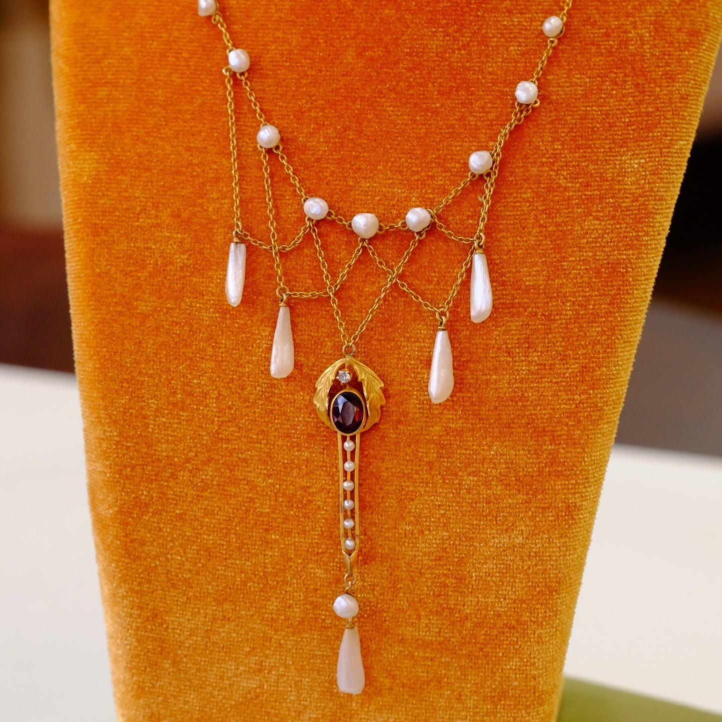 Art Nouveau 14k Gold Amethyst Pearls Necklace