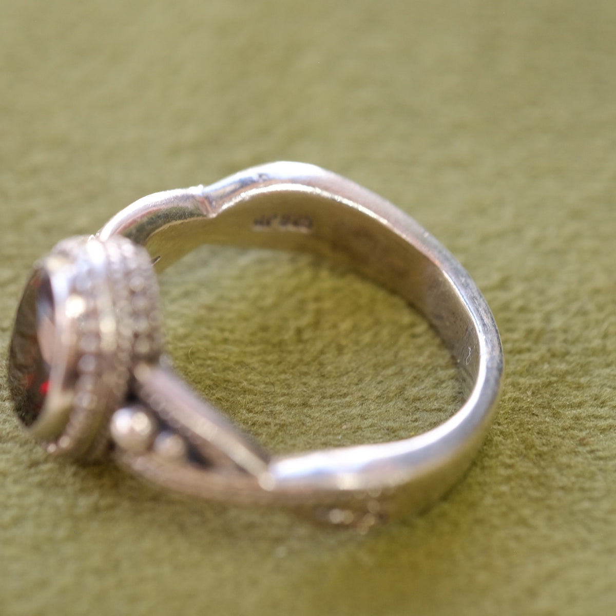 Oval Garnet Silver Ring