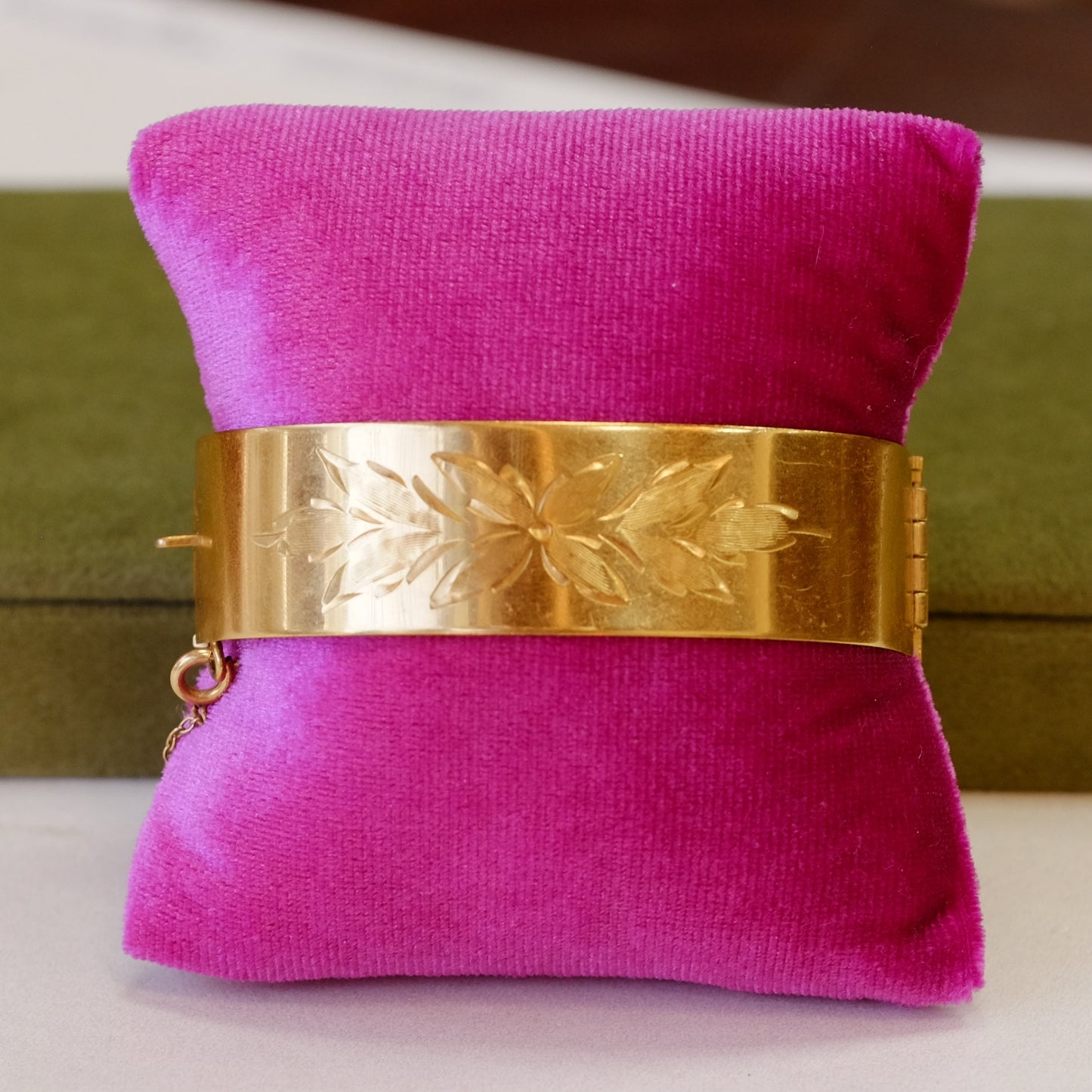 Victorian Gold Filled Two sides Basket and Flower Bracelet