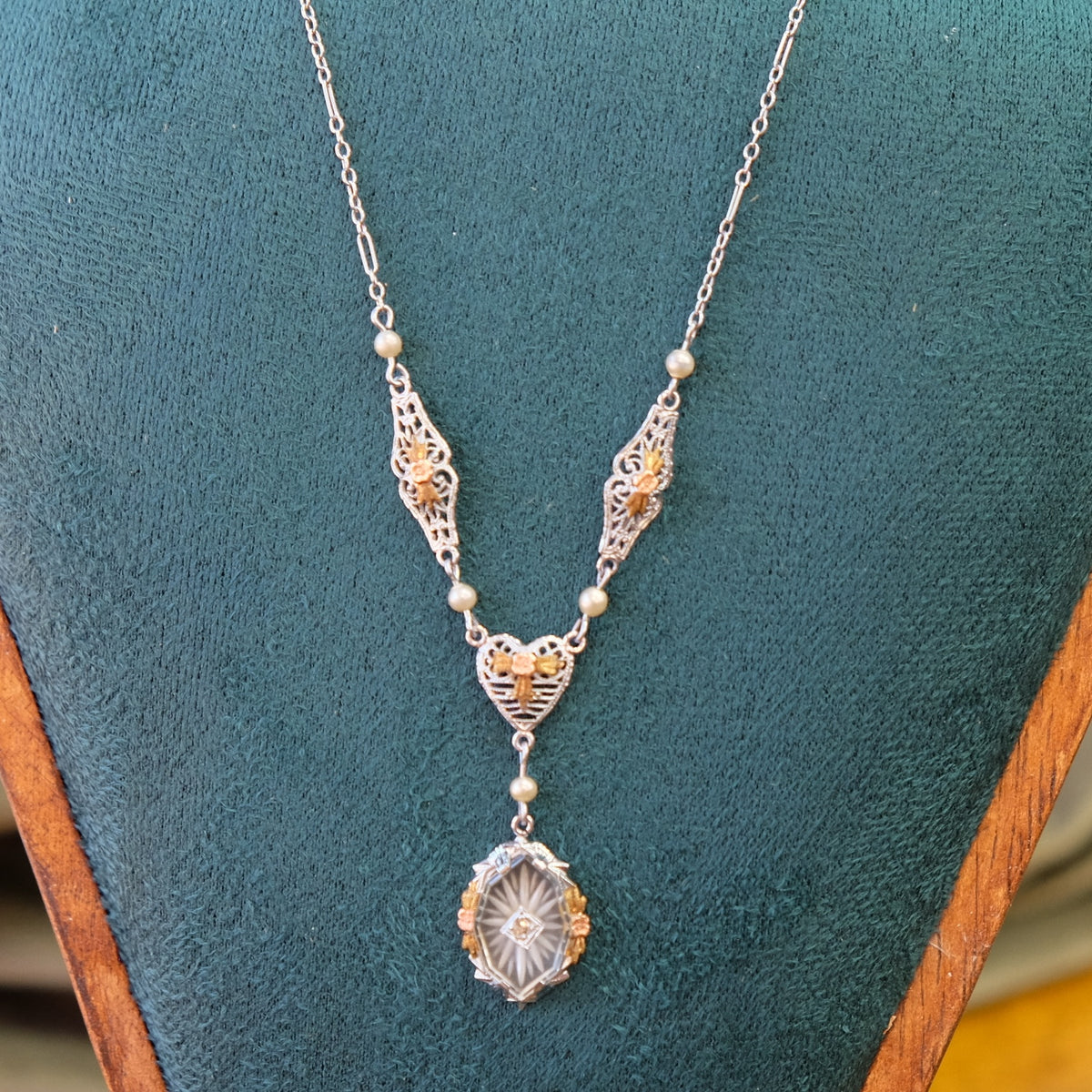 Natural Diamond Camphor Glass Art Deco Necklace