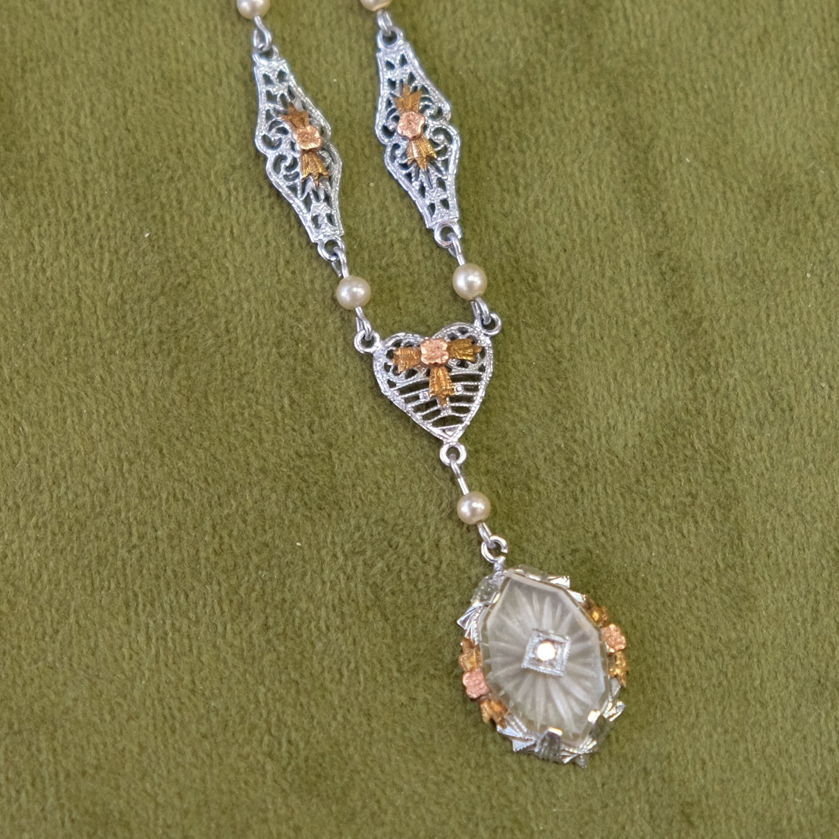 Natural Diamond Camphor Glass Art Deco Necklace