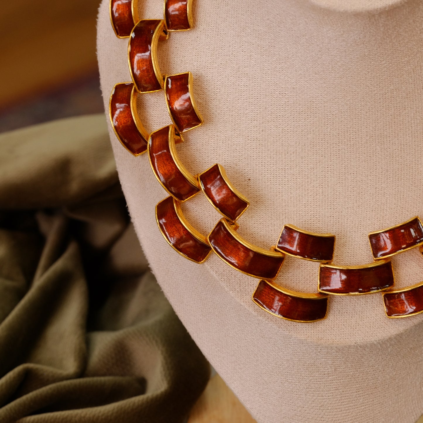 Jay Feinberg goldtone and enamel collar 1980s