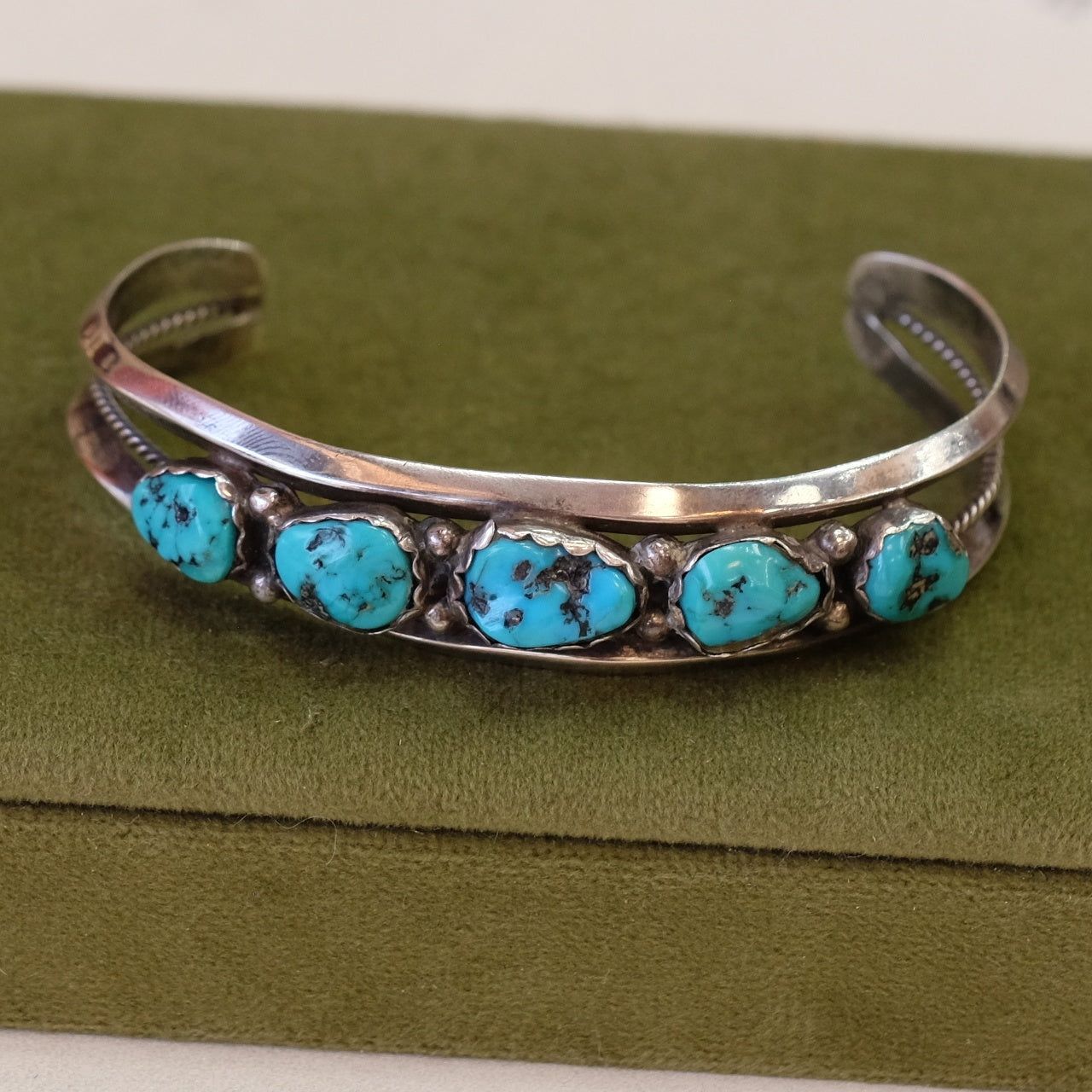 Native American Turquoise Chunks Silver Bangle
