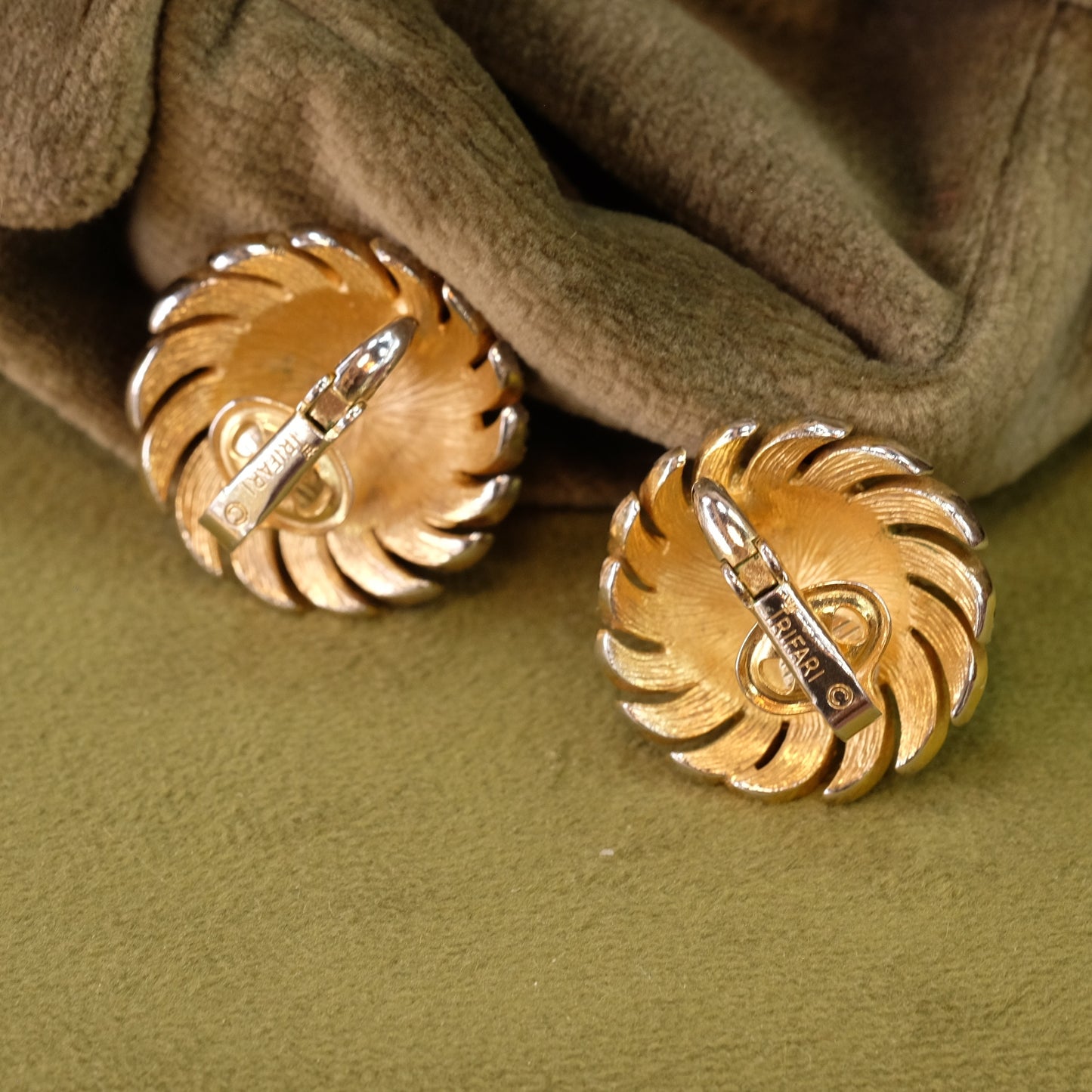 Vintage Trifari "Ming Collection" Clip on Earrings 1950s