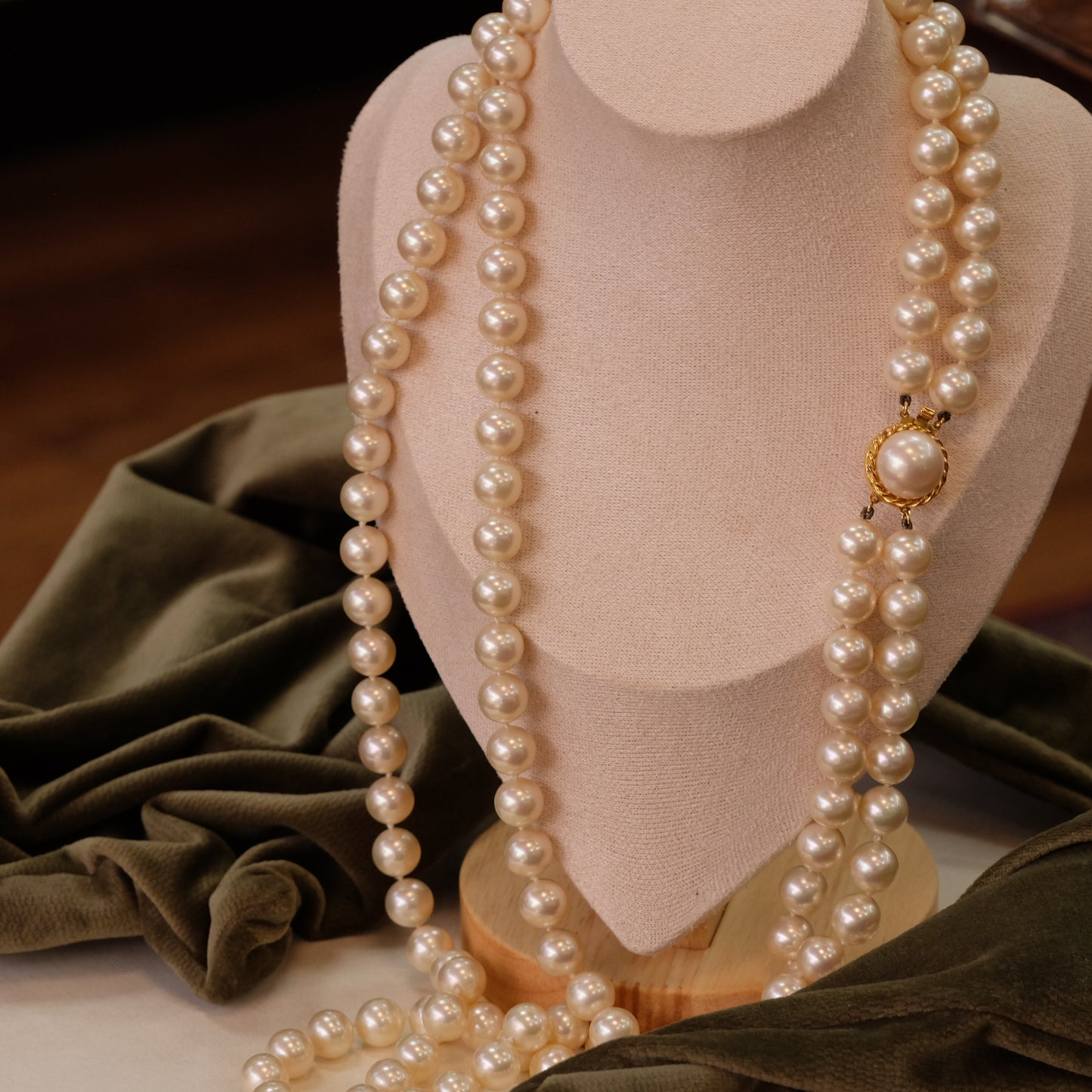 Majolica Statement 2 row large pearl necklace