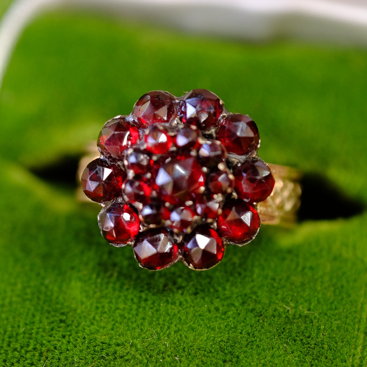 10K Gold Victorian Garnet Cluster Ring