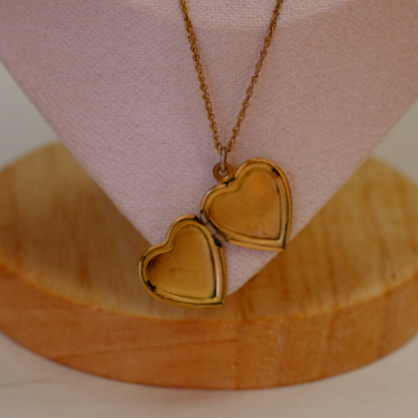 Vintage Gold Filled Heart Locket with Chain