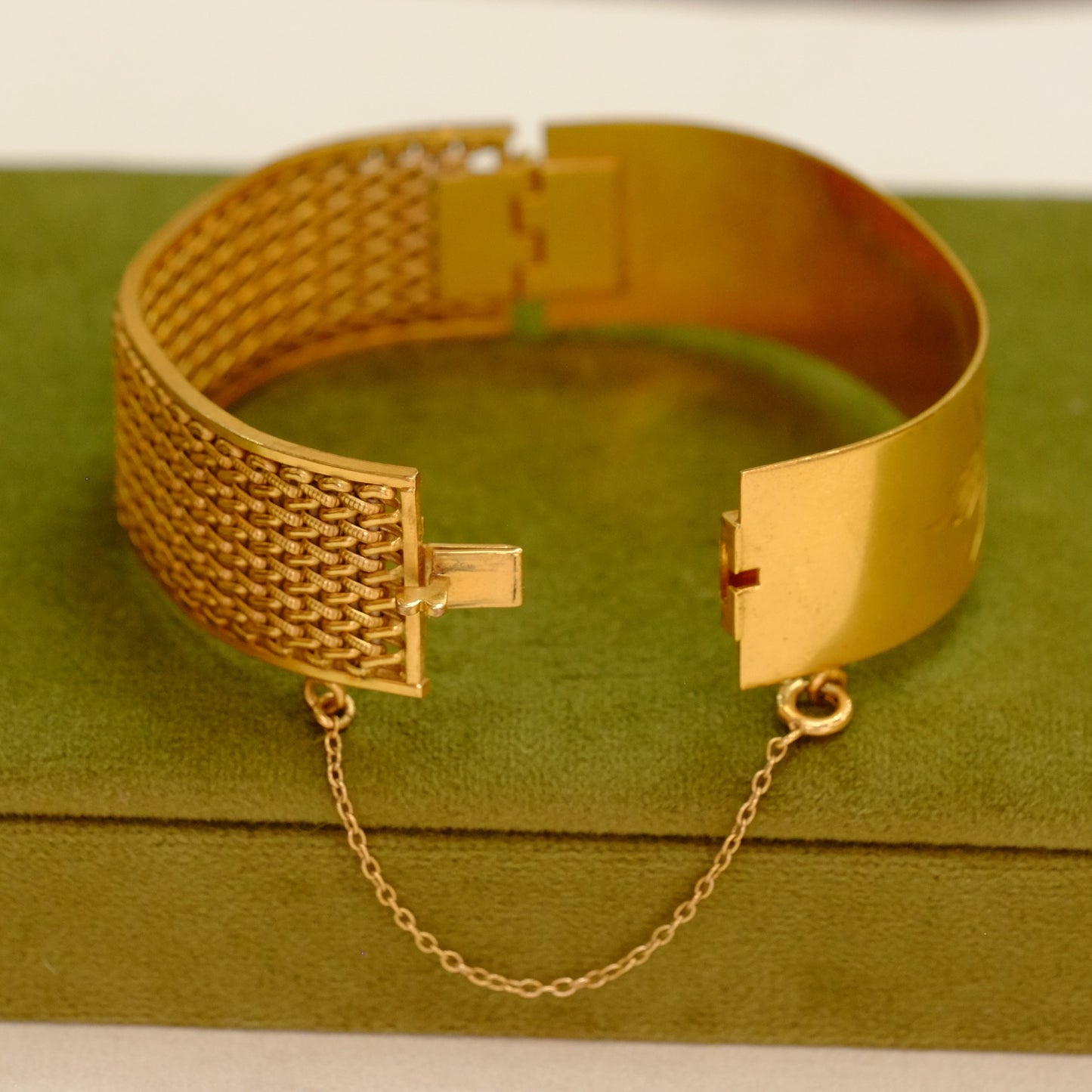 Victorian Gold Filled Two sides Basket and Flower Bracelet