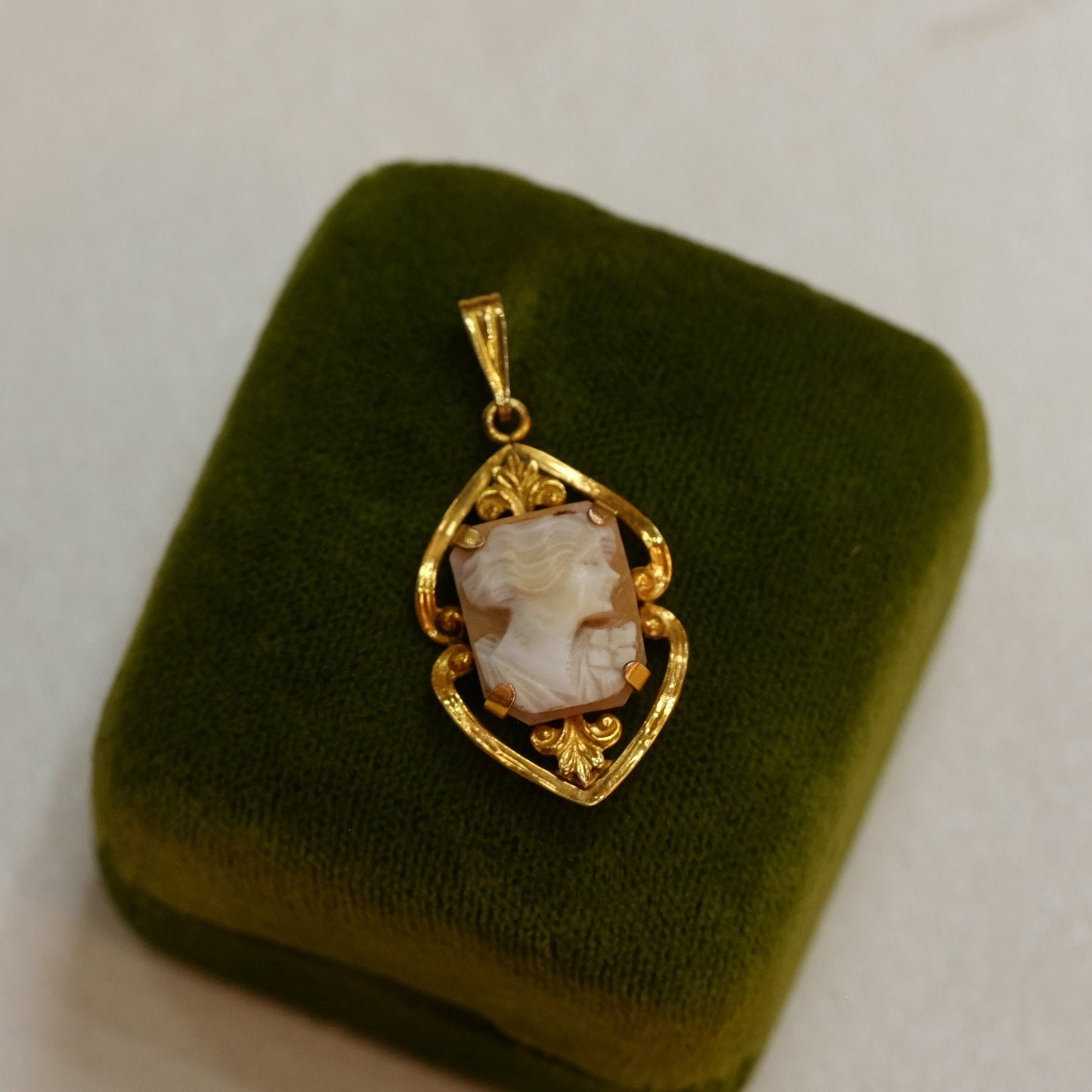 Victorian Gold Filled Cameo Pendant