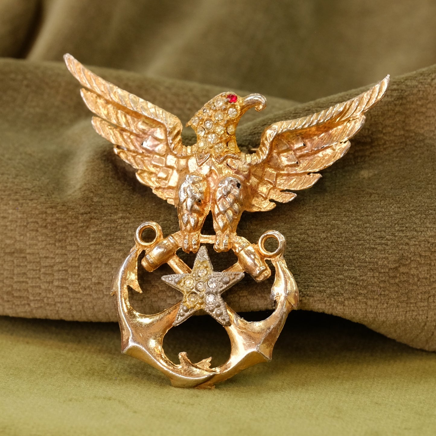Navy Eagle brooch with rhinestone 1940s
