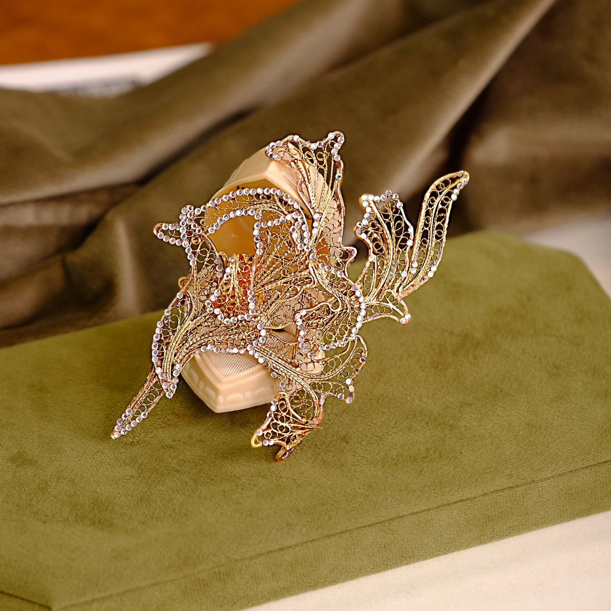 Large Feather Brooch