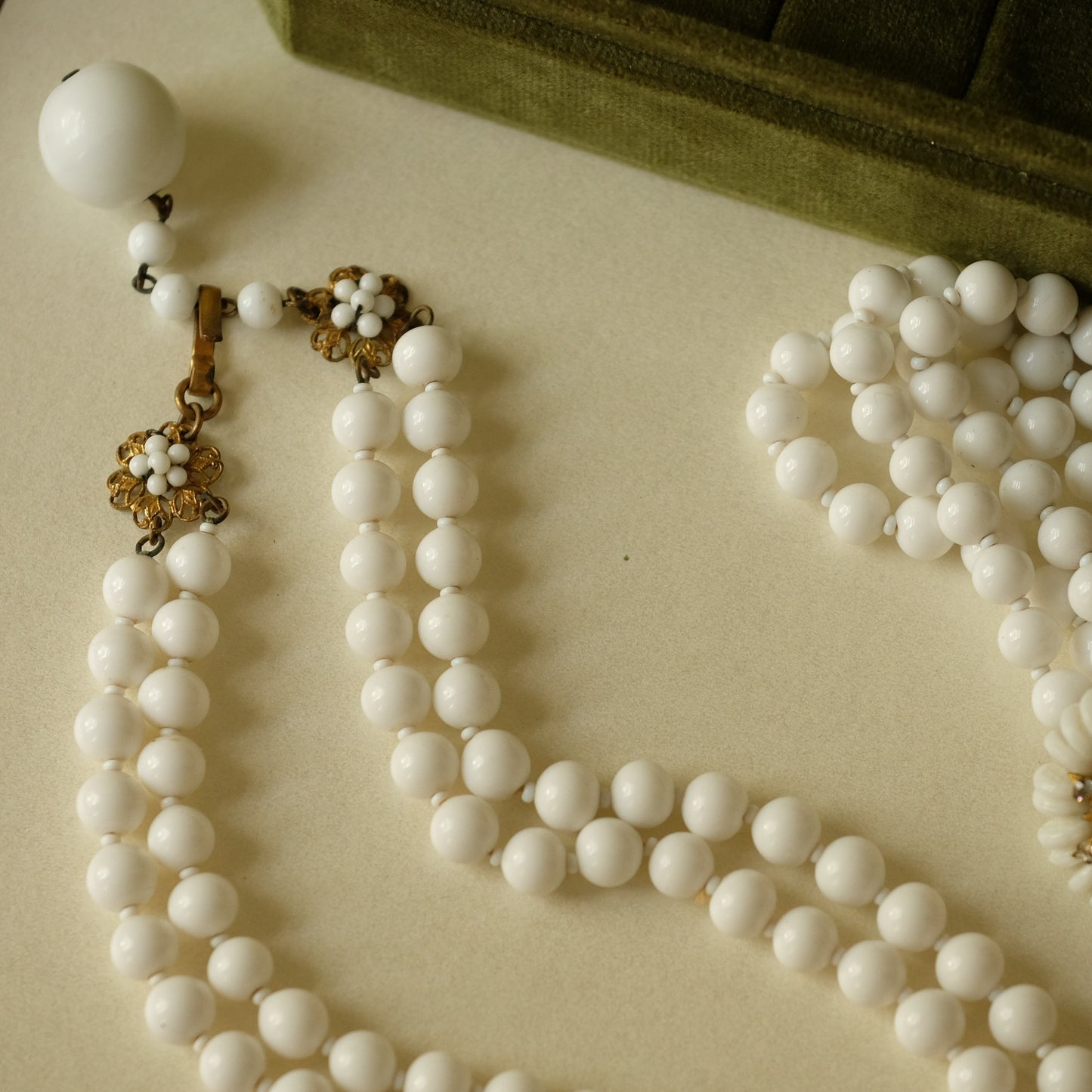 Vintage Miriam Haskell Milk Glass Necklace, Earrings and Bracelet Set 1950s