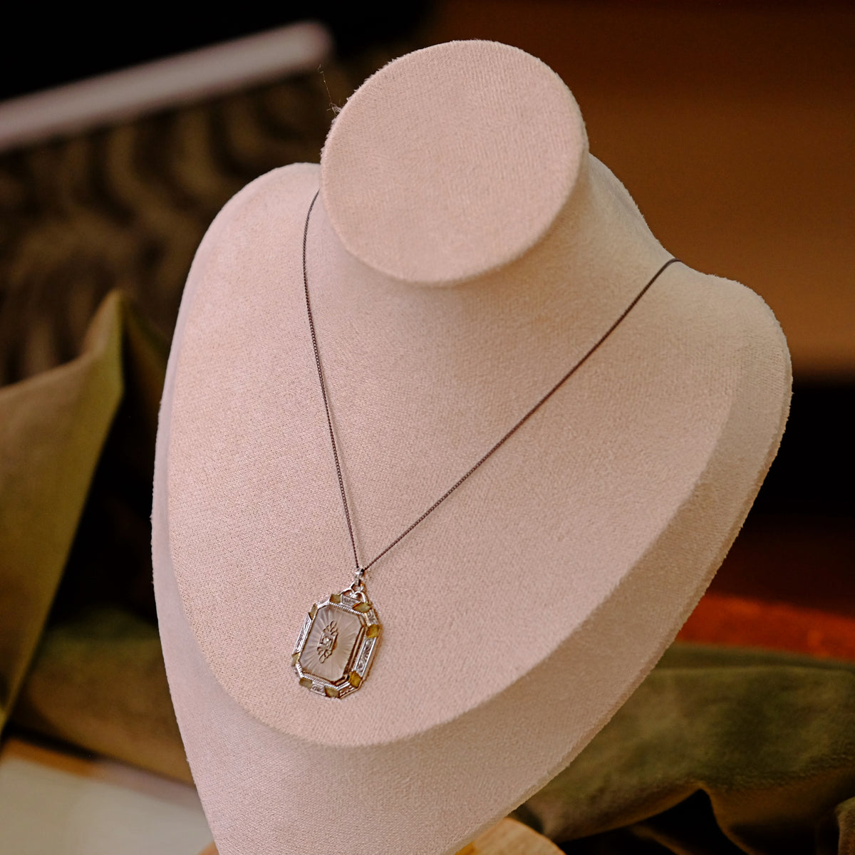 Art Deco Camphor Glass Necklace