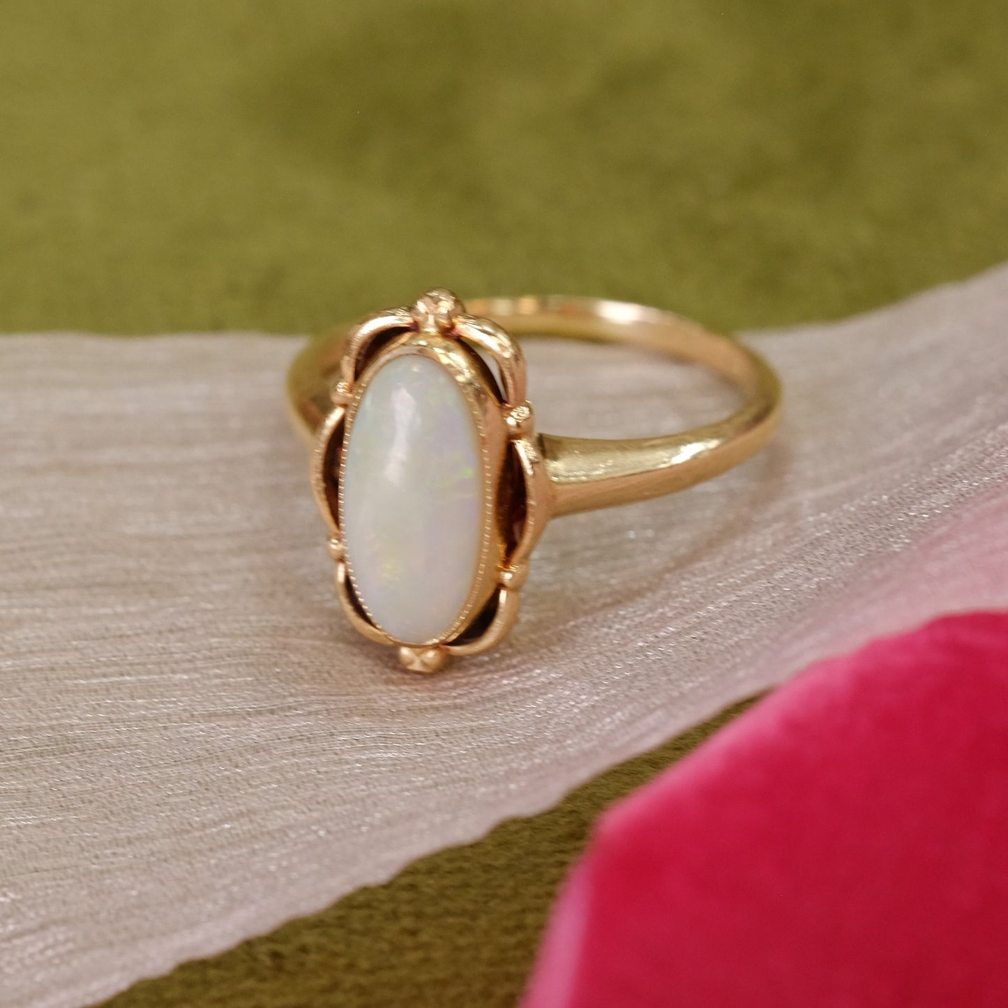 10K Gold Victorian Opal Ring