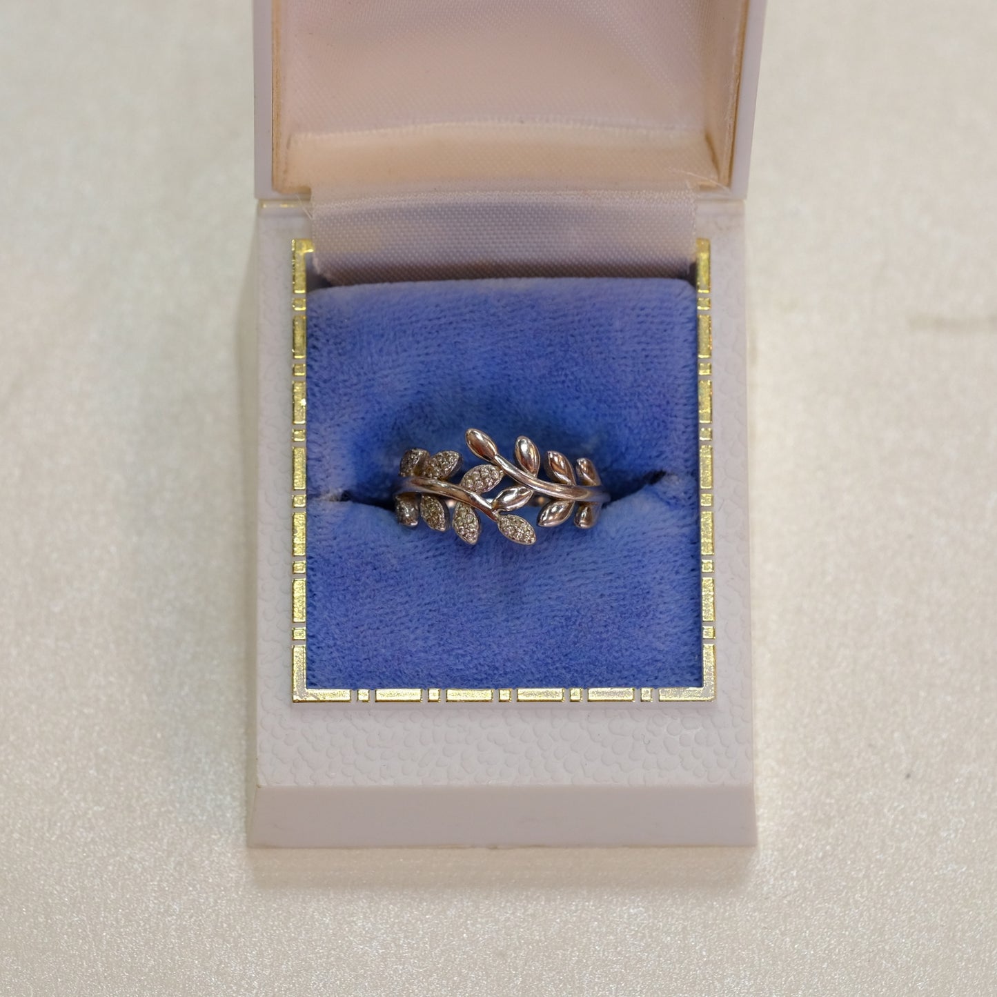 Silver Leaves Ring with Delicate Detail