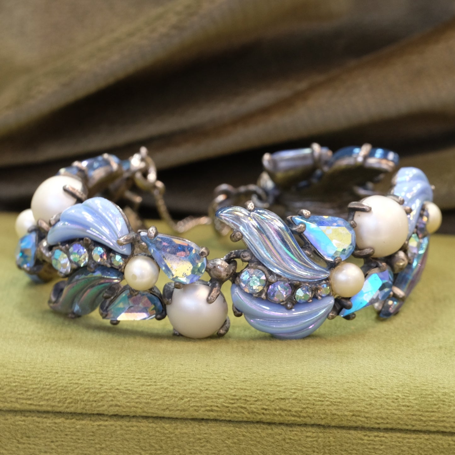 Elsa Schiaparelli Aurora Borealis bracelet 1950s