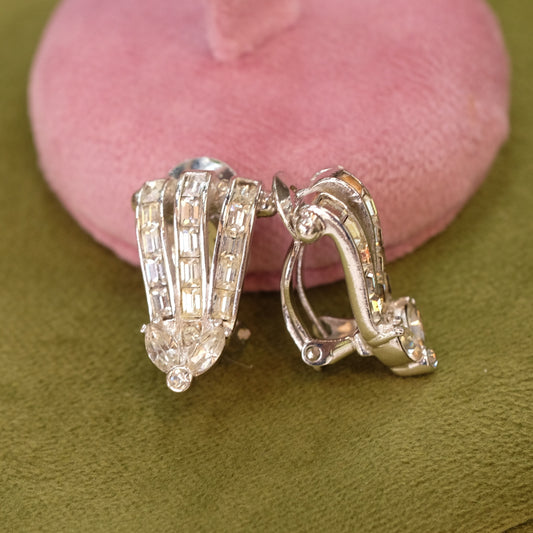 Pennino Clear Rhinestone Clip on earrings 1950s