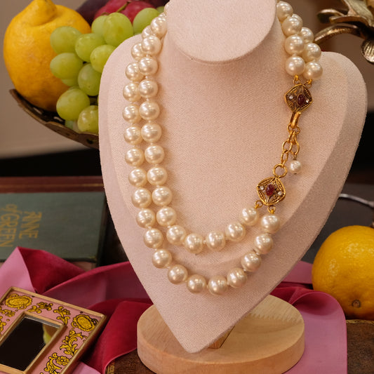 Vintage Chanel Faux Pearl Gripoix Necklace