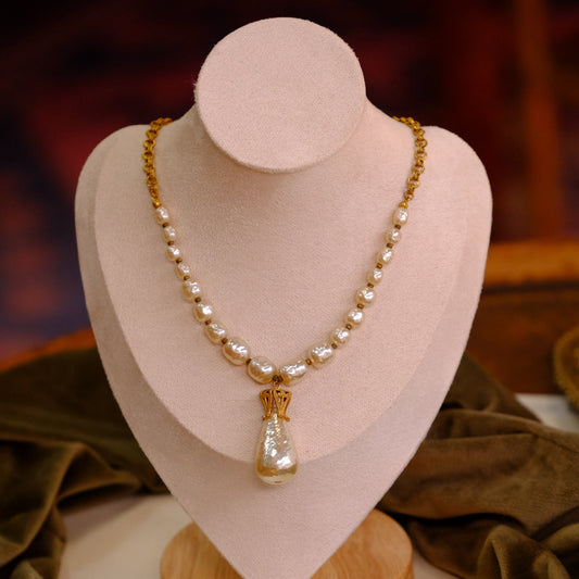 Vintage Miriam Haskell Single Drop Longer necklace 1970s