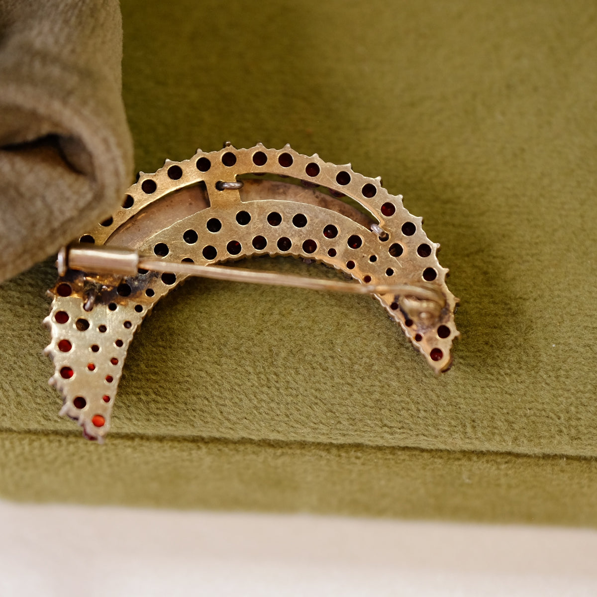Victorian garnet and pearls crescent brooch signed 900