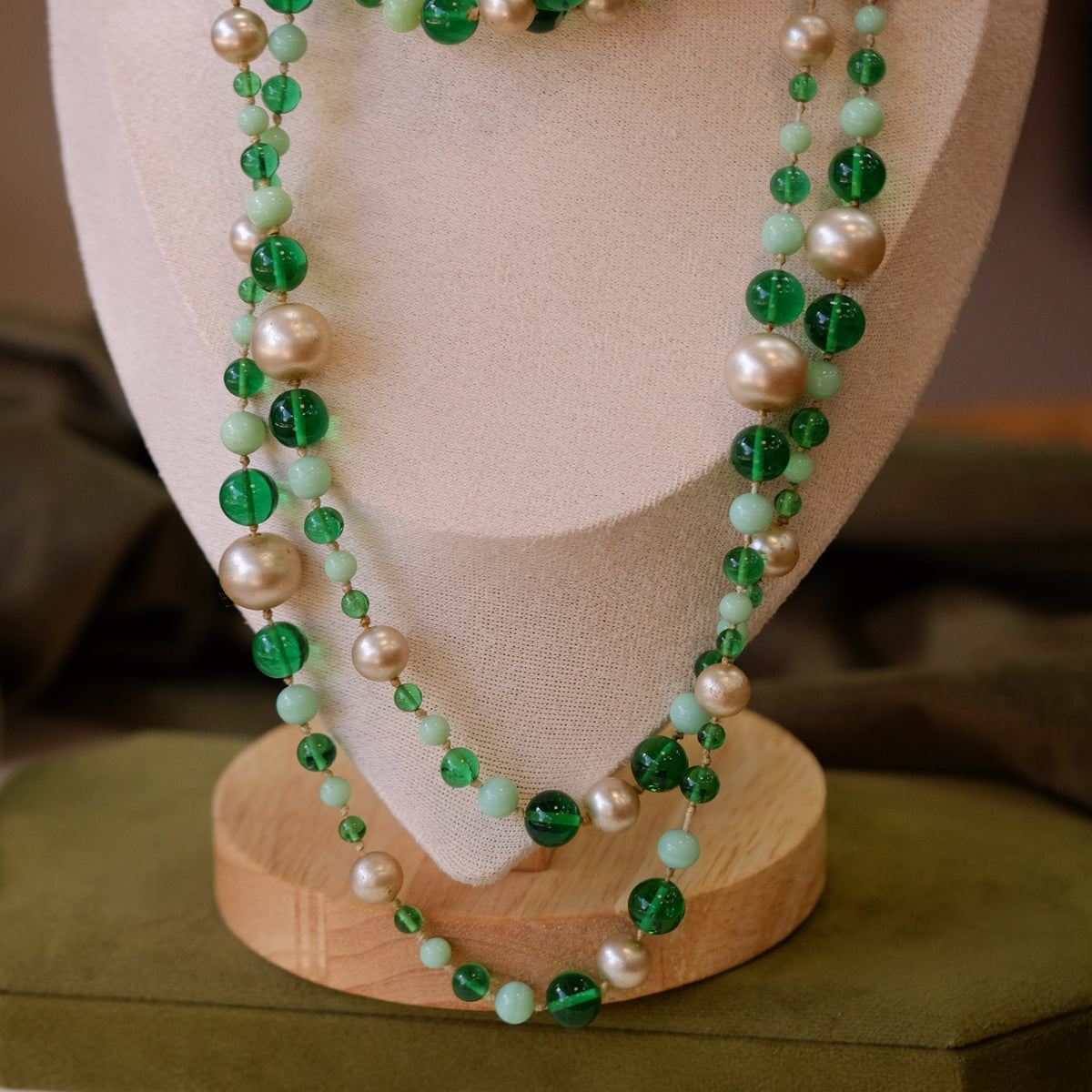 Art Deco Green Glass Flapper Beads 1930s