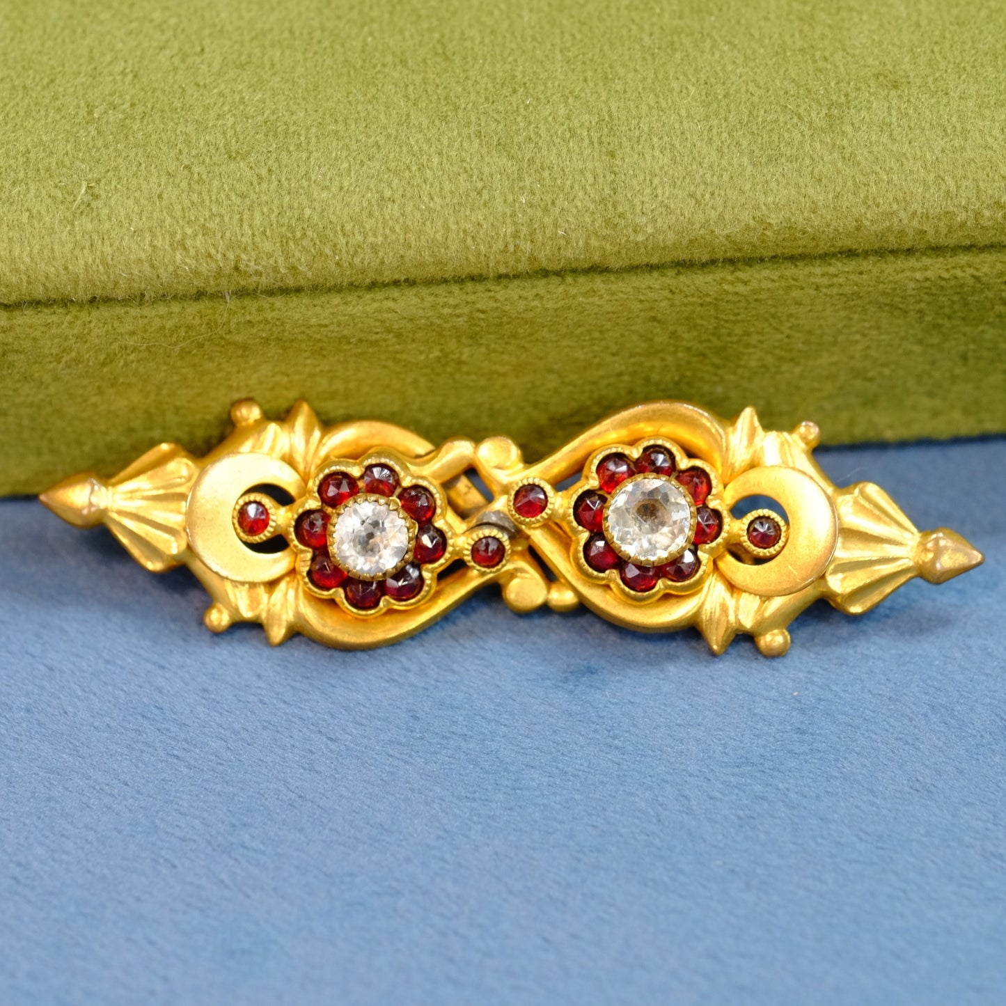 Victorian Bar brooch with Glass Rhinestones