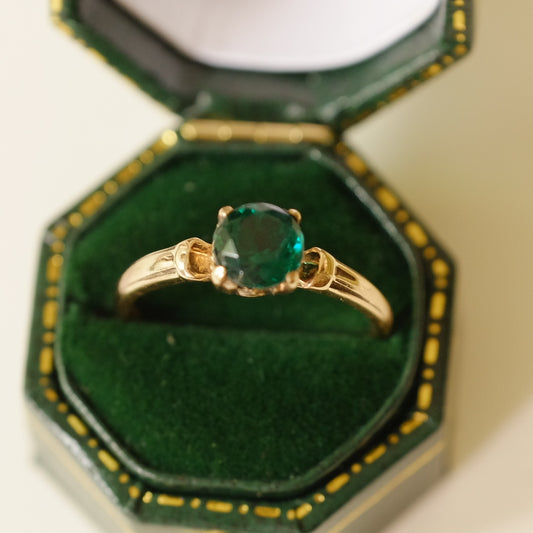 Victorian 10K Gold Ring with Green Paste
