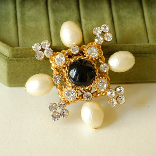 Vintage Large Gripoix Brooch 1980s