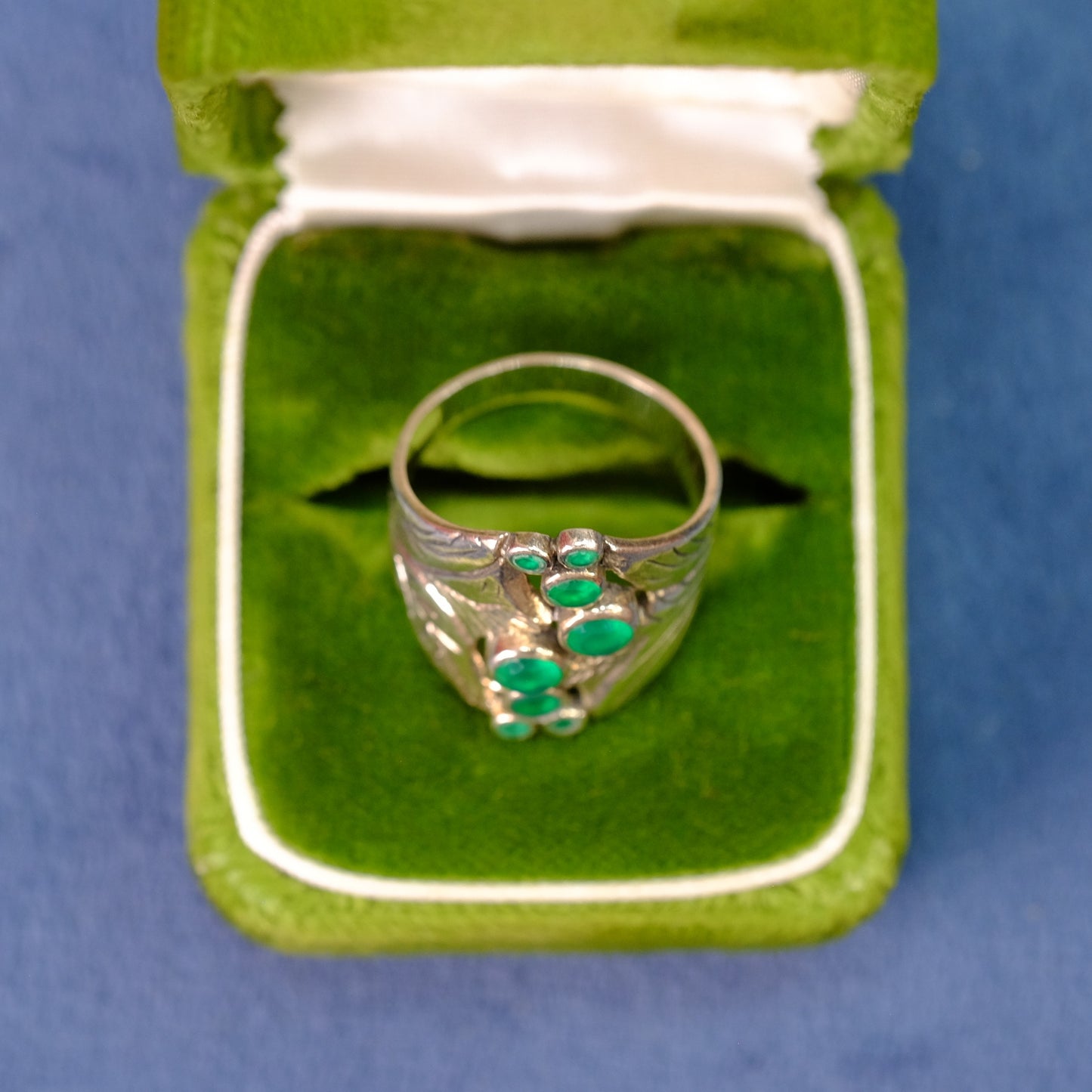 Vintage Silver Emerald Leaf Ring