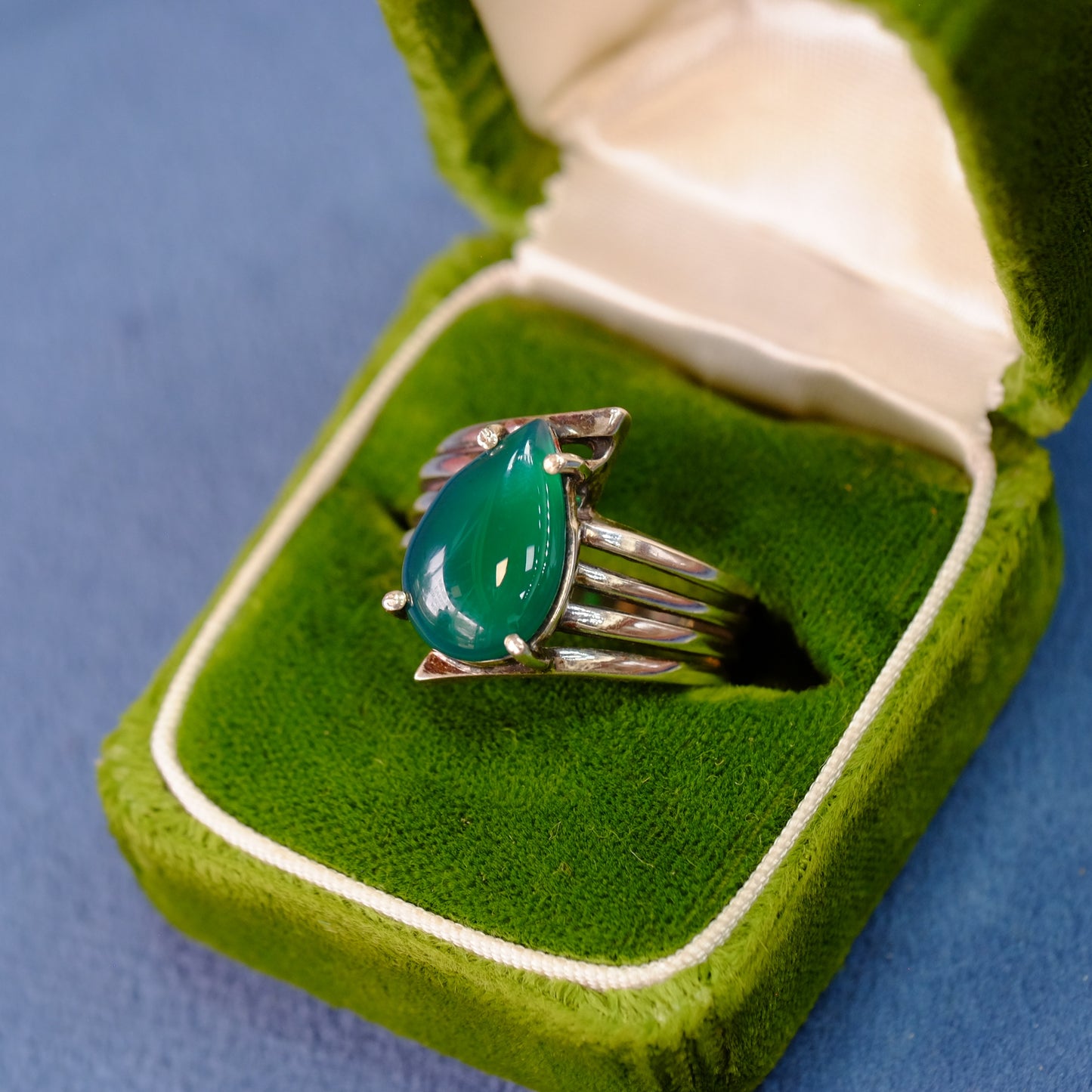 Vintage Silver Chrysoprase Drop Ring