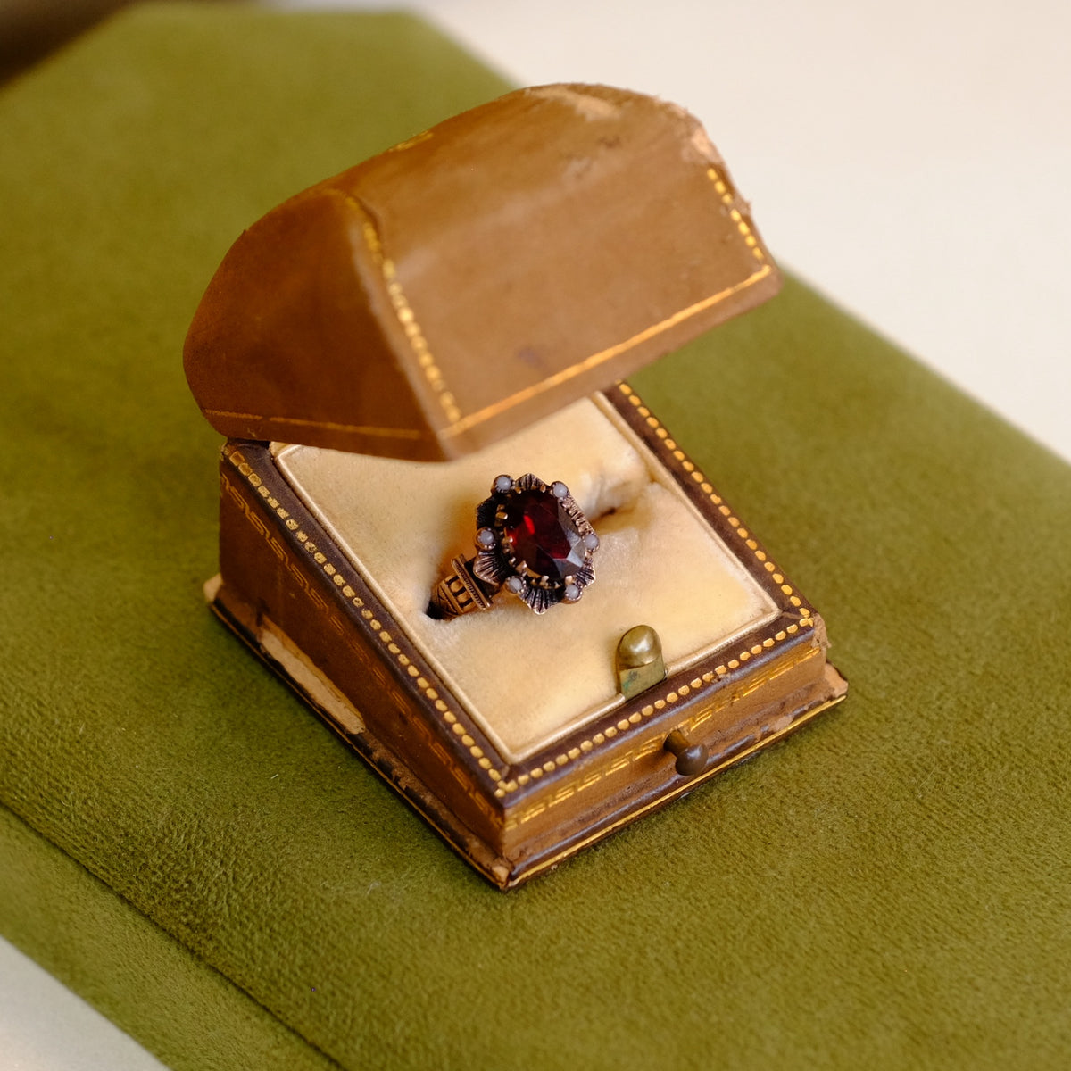 10K Victorian Garnet Seed Pearl Ring