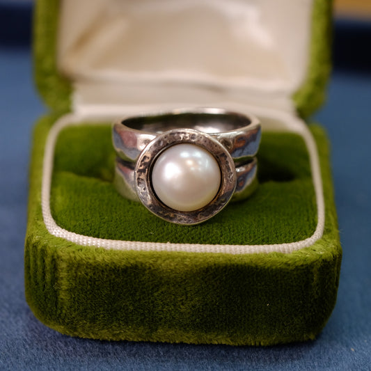 Vintage Silver Artisan Pearl Ring
