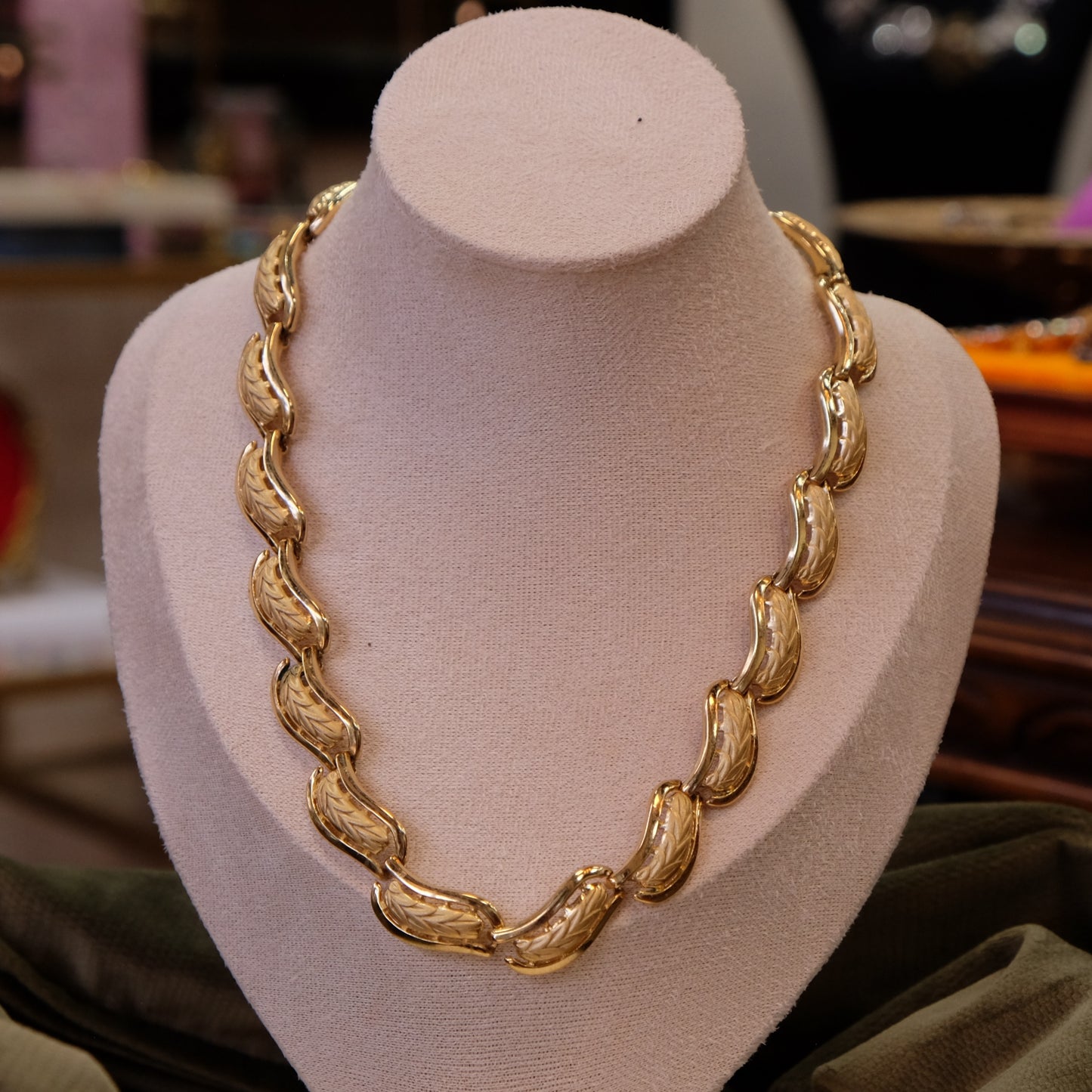 Trifari Swirl Gold tone brushed Necklace 1960s