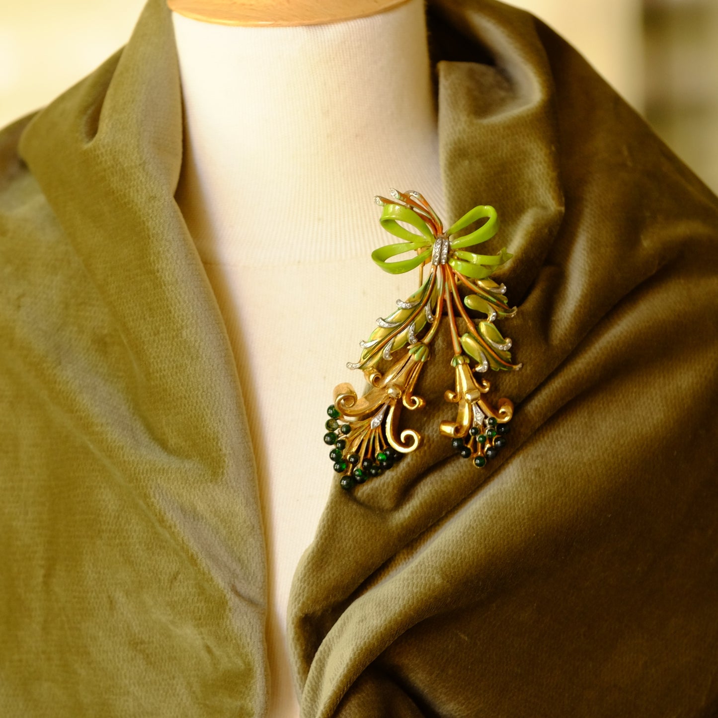 Collectible DeRosa Flower Dress Clip 1940s