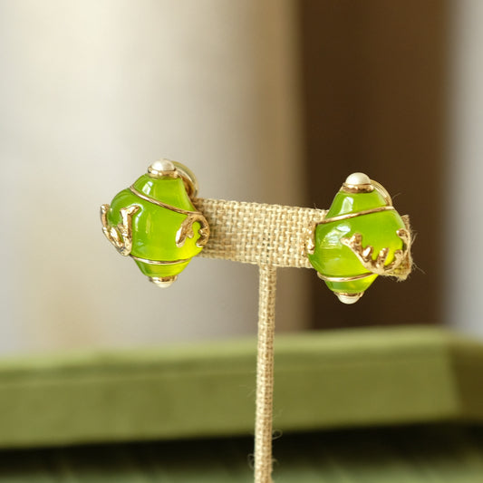 Mariko Seashell Lime Earrings
