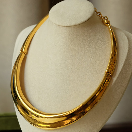 Vintage Monet Abstract Gold Tone Necklace 1980s