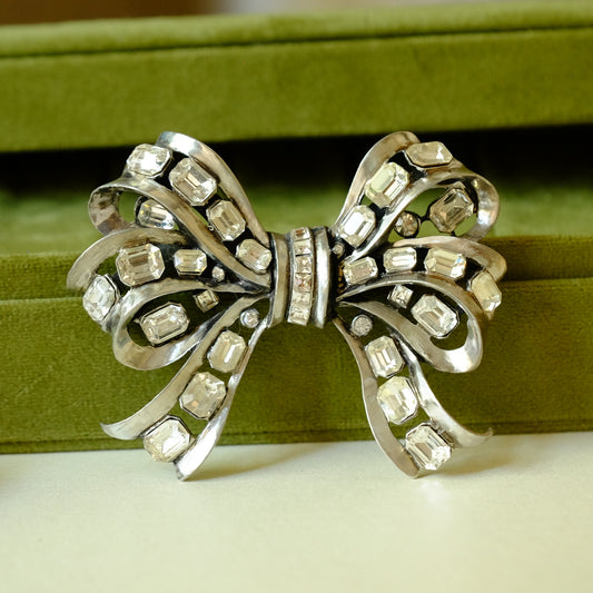 Eisenberg Original Large Bow Brooch 1940s