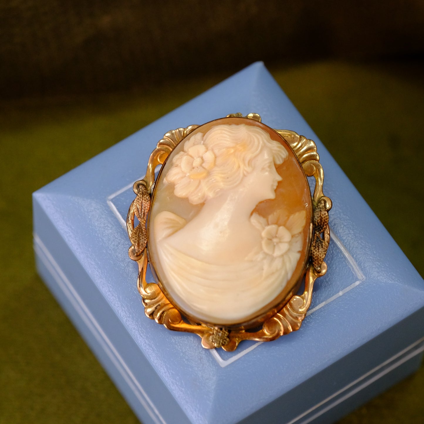 Shell Cameo with Gold Embossed Metal, c.1900